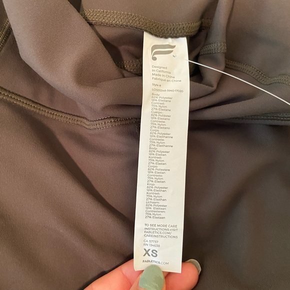 NWT Fabletics PureLuxe leggings! Size XS - Picture 5 of 7